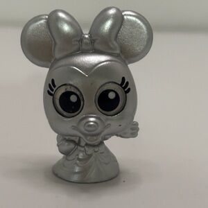 100 Year Minnie Mouse doorable